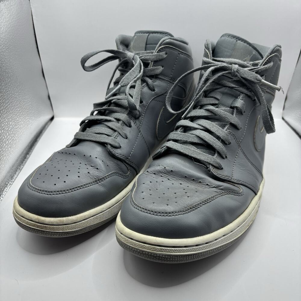 Men’s Size 13 - Jordan 1 Mid Cool Grey 2015 Retro Gray Athletic Shoes 554724-031